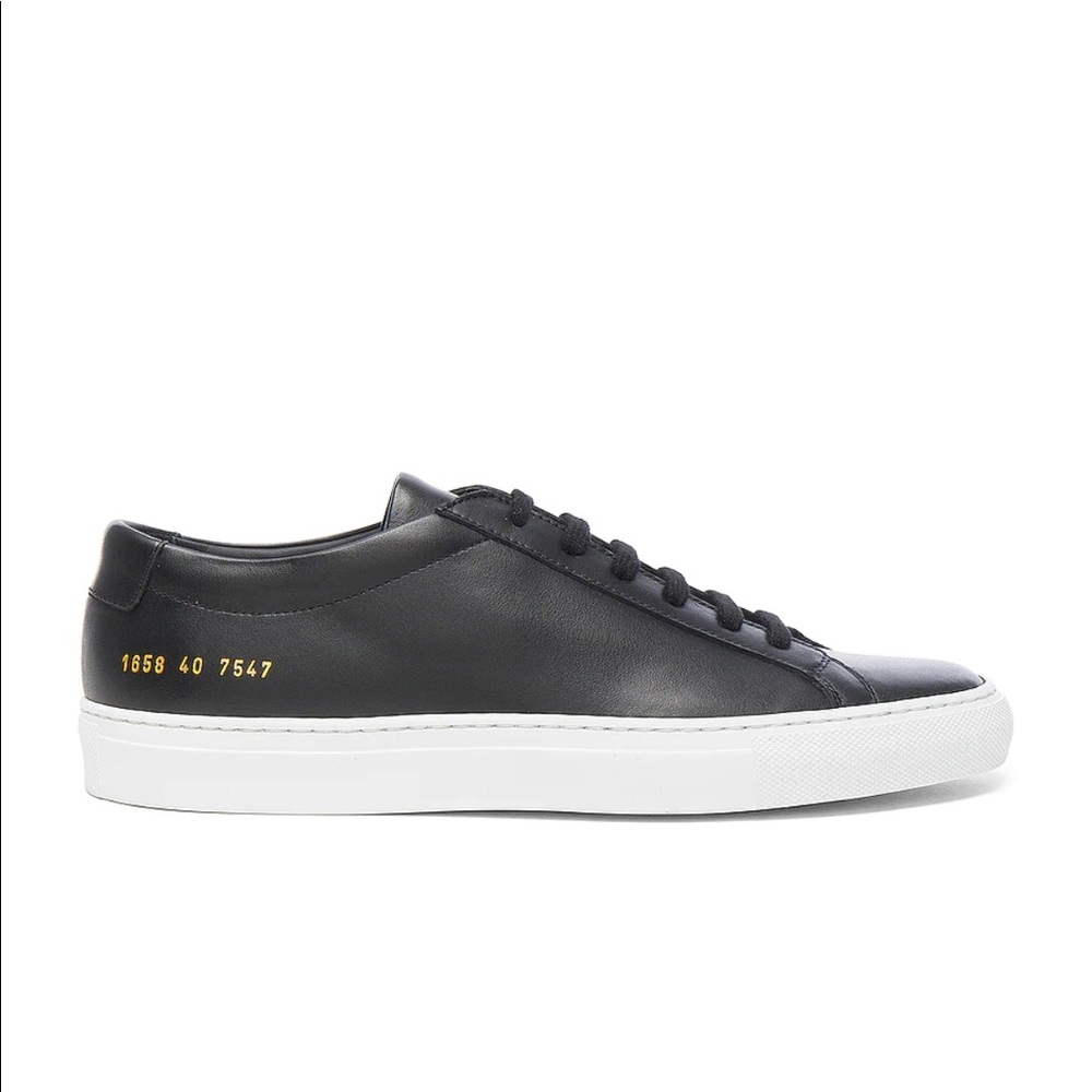 Common Projects Achilles Low Sneaker (Men)
BLACK LEATHER - size 41 M1